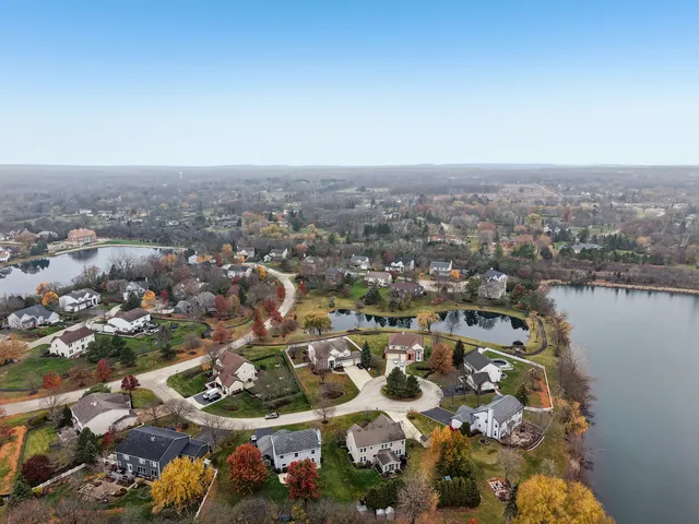 $719,000 | 14355 West Spring Meadow Court, Libertyville, IL 60048