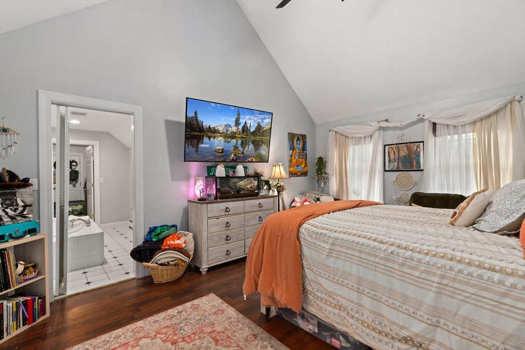 566 Mendon Road Sutton, MA 01590 - Photo 19 of 40