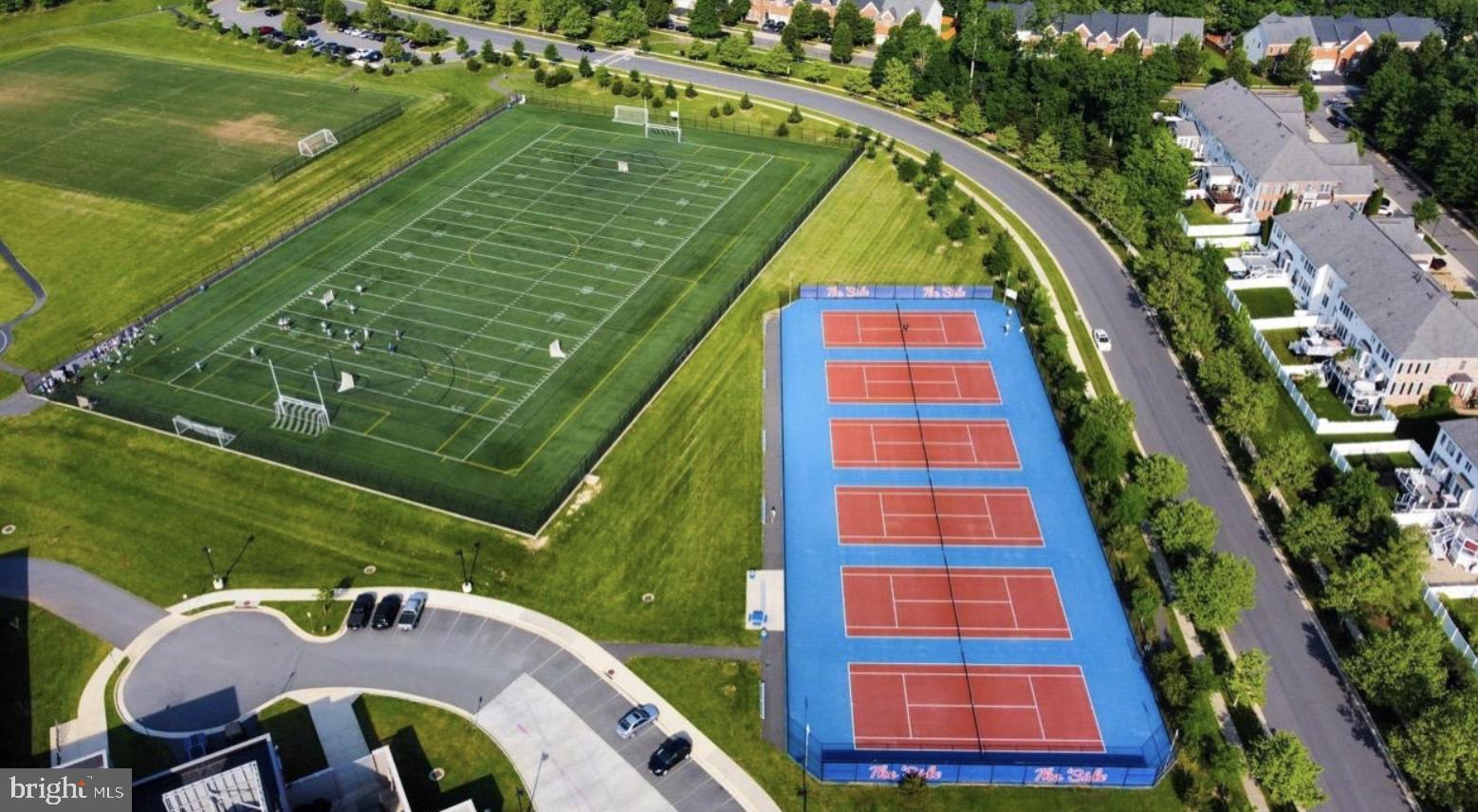 43295 Fieldsview Court Leesburg, VA 20176 - Photo 23 of 30 a view of swimming pool from a balcony