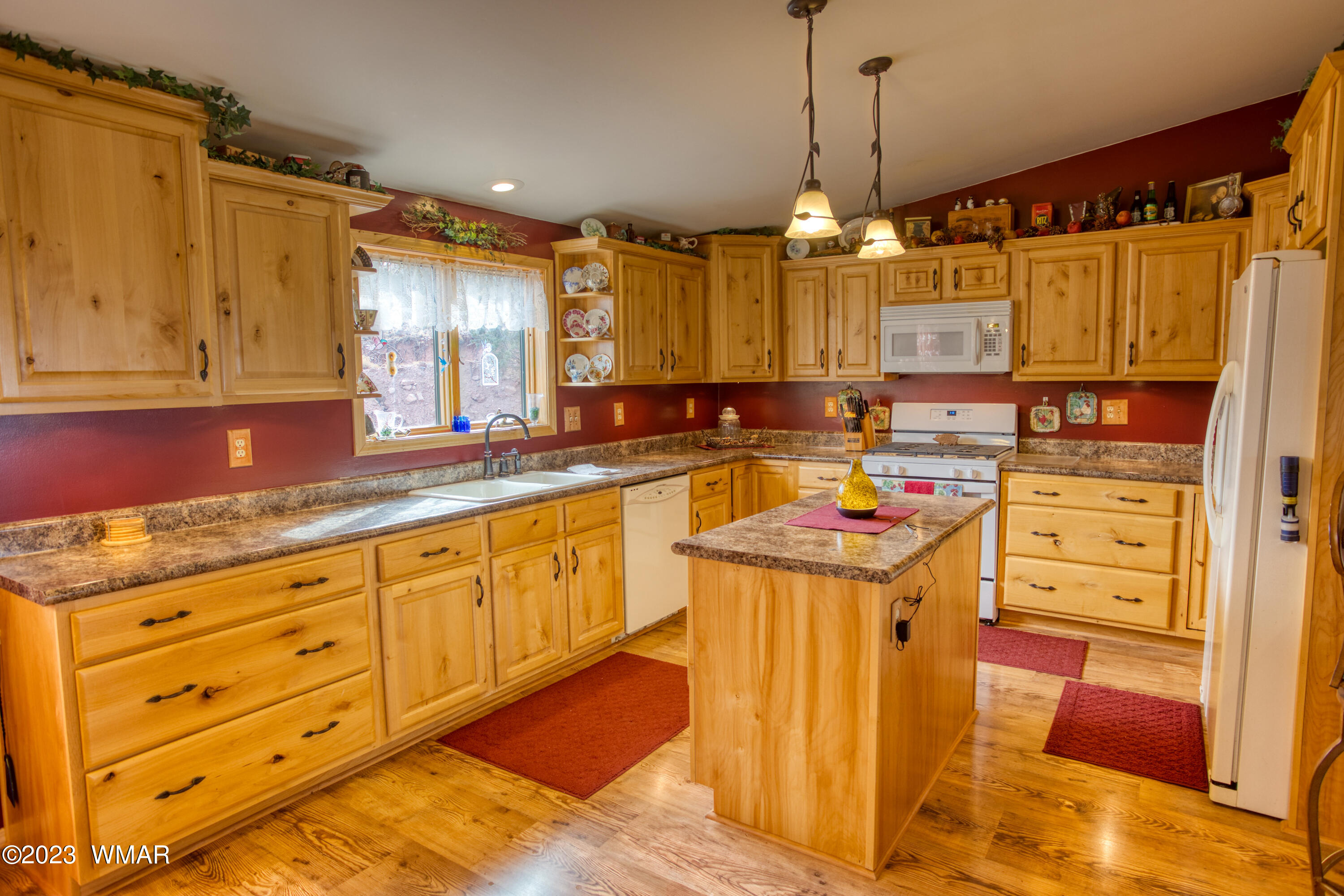 27 County Road Concho, AZ 85924 - Photo 28 of 54 Kitchen