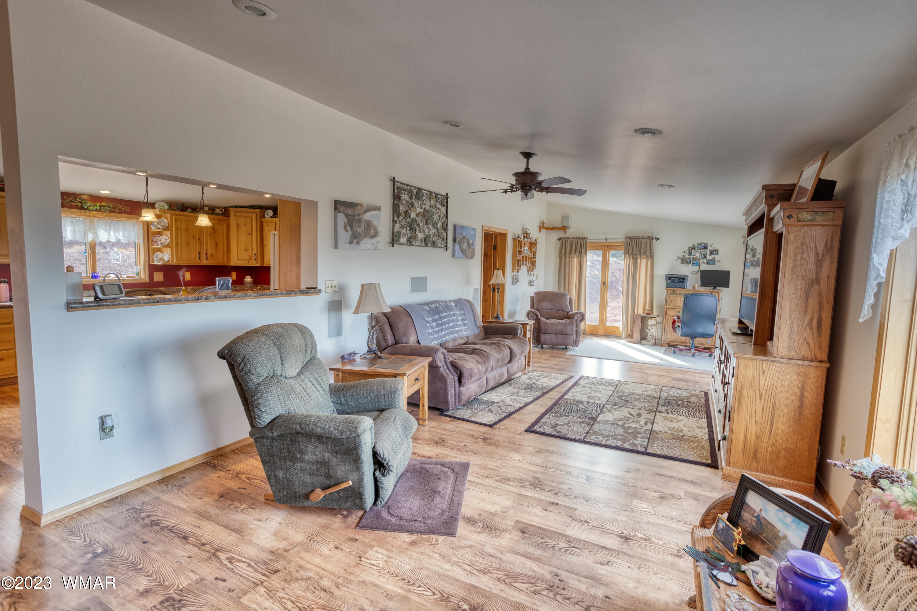 27 County Road Concho, AZ 85924 - Photo 31 of 54 Family Room