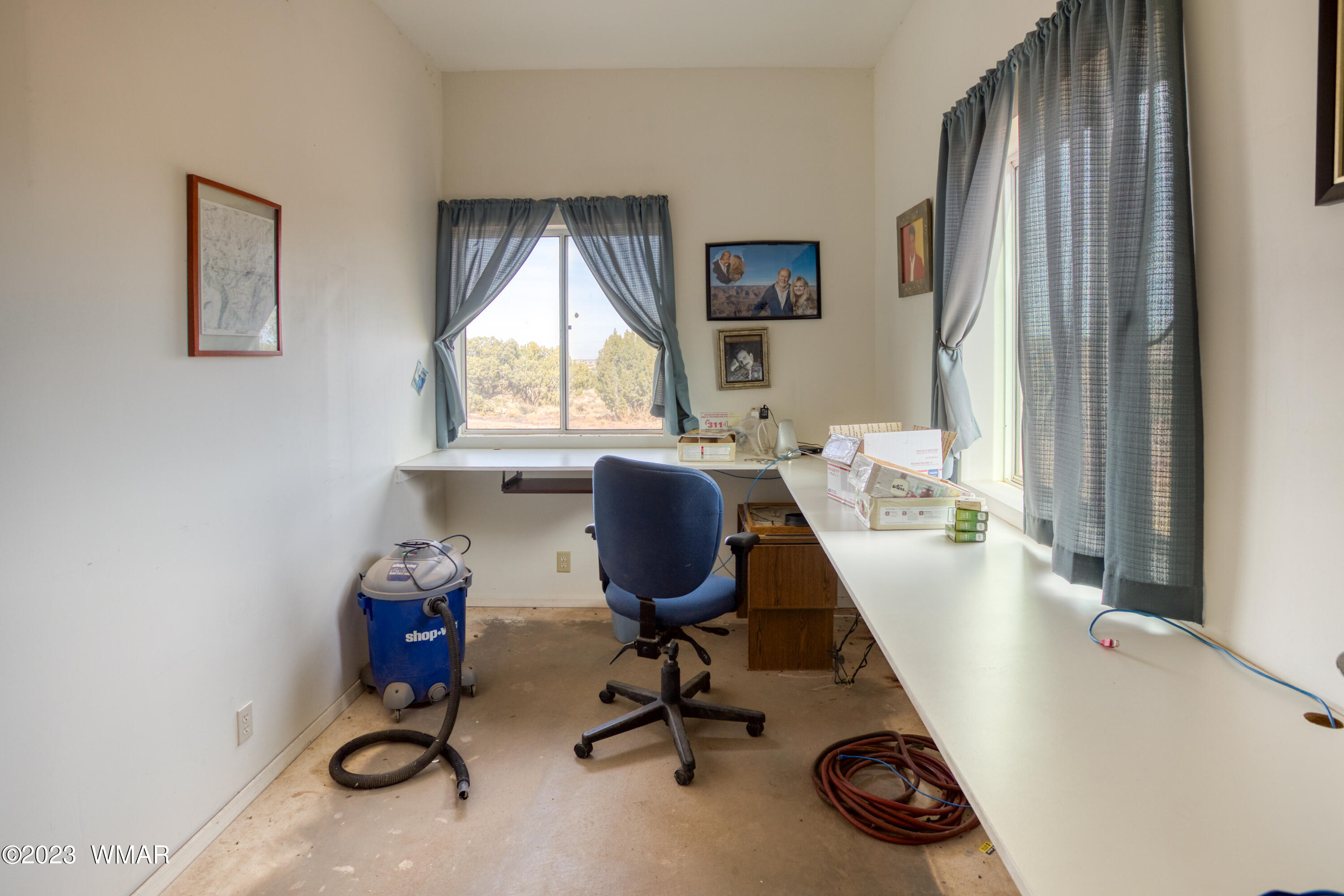 27 County Road Concho, AZ 85924 - Photo 52 of 54 Garage 3 Office