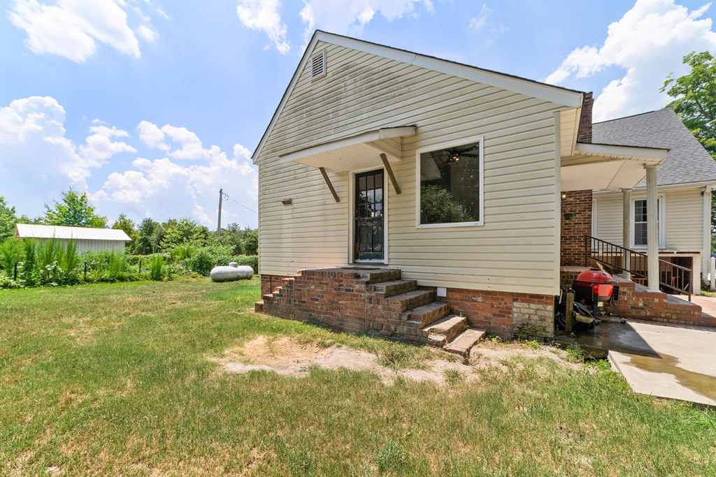 1551 State Rd S-38-668 Cameron, SC 29030 - Photo 38 of 40 Photo 38