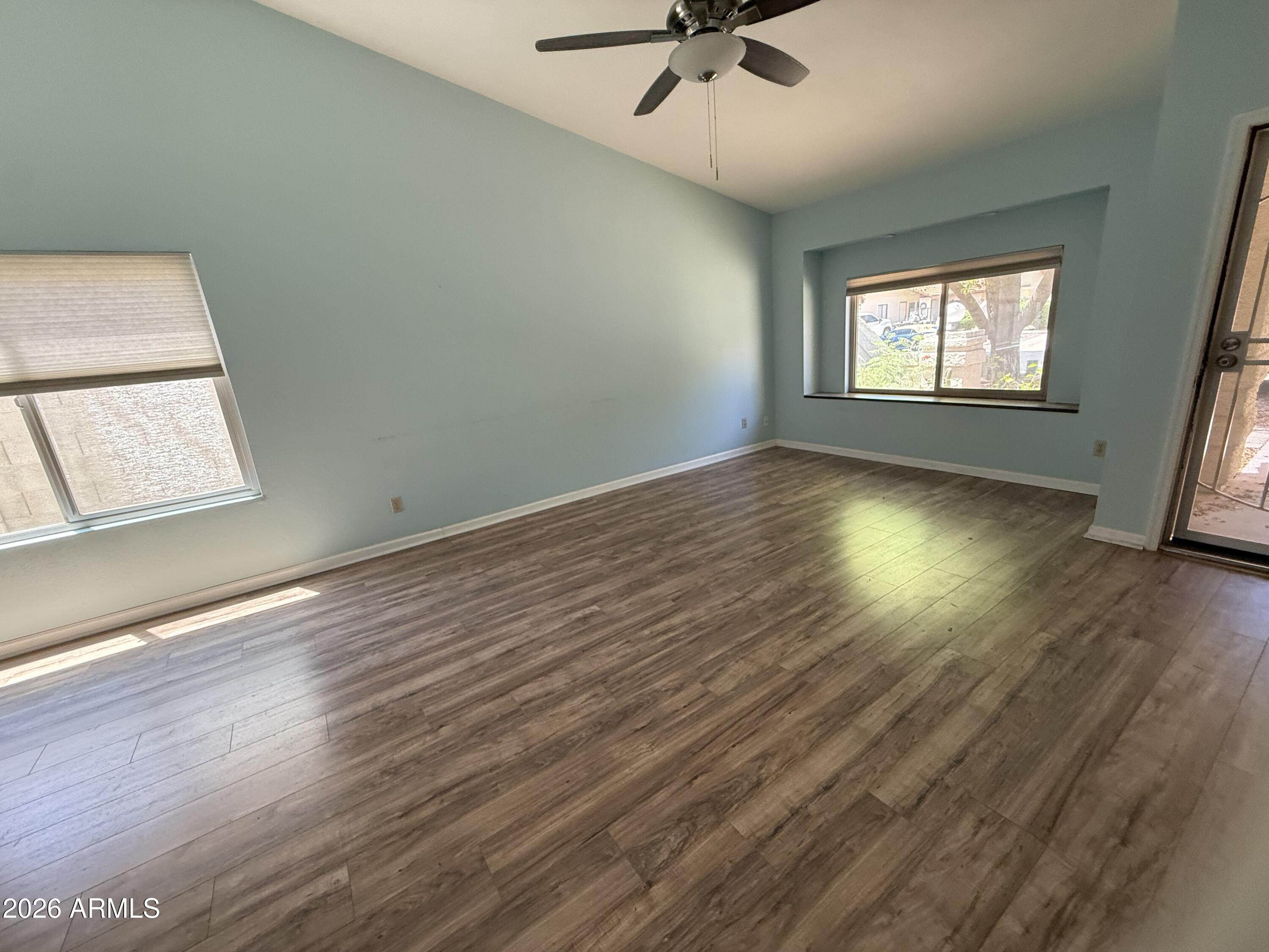 542 South Higley Road, Unit 63 Mesa, AZ 85206 - Photo 4 of 41 Greatroom