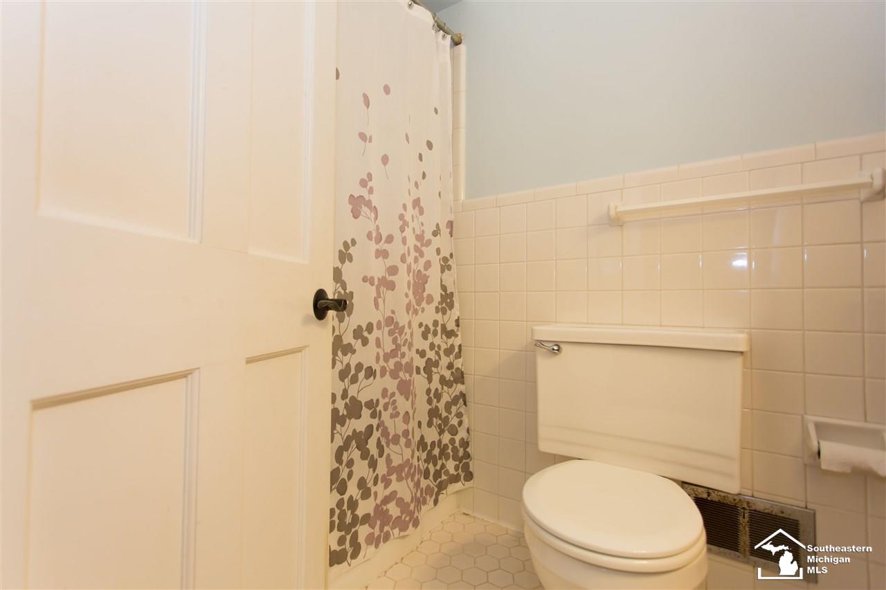 3375 West Temperance Road Lambertville, MI 48144 - Photo 42 of 69 31364195-41.JPG
