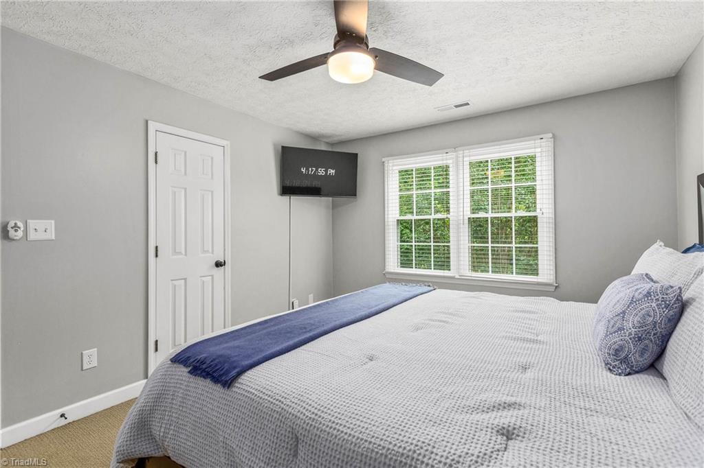 6205 Spring Park Road Clemmons, NC 27012 - Photo 18 of 32