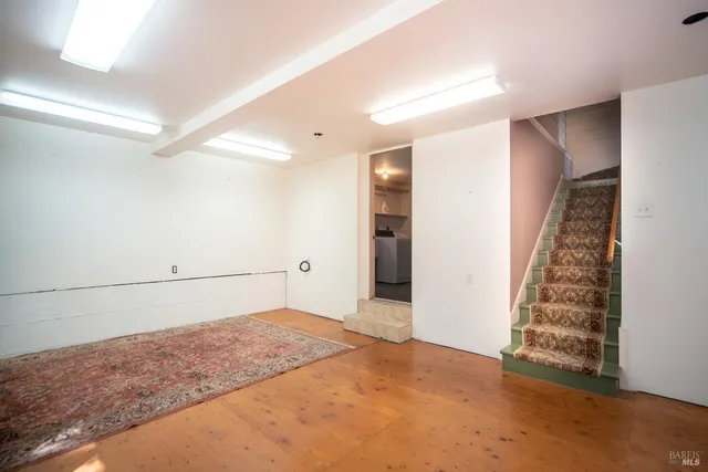 $925,000 | 176 Railroad Avenue, Woodacre, CA 94973