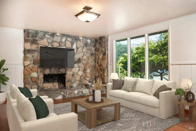 $925,000 | 176 Railroad Avenue, Woodacre, CA 94973