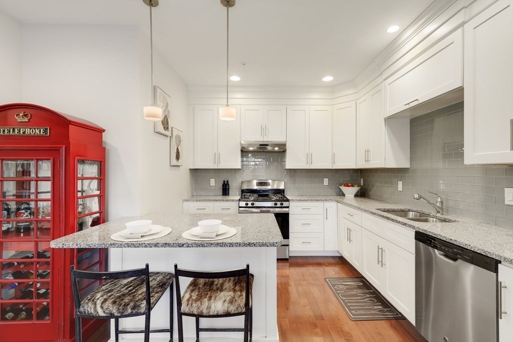 108 Oxbow Road, Unit 108 Framingham, MA 01701 - Photo 11 of 38 Gallery Image 11