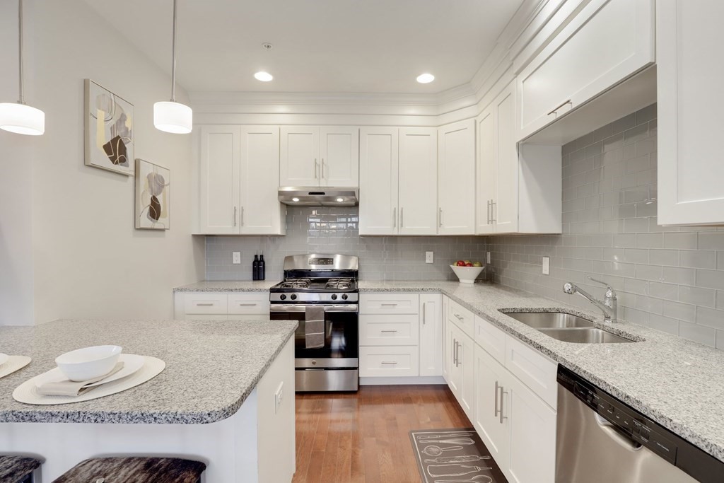 108 Oxbow Road, Unit 108 Framingham, MA 01701 - Photo 13 of 38 Gallery Image 13