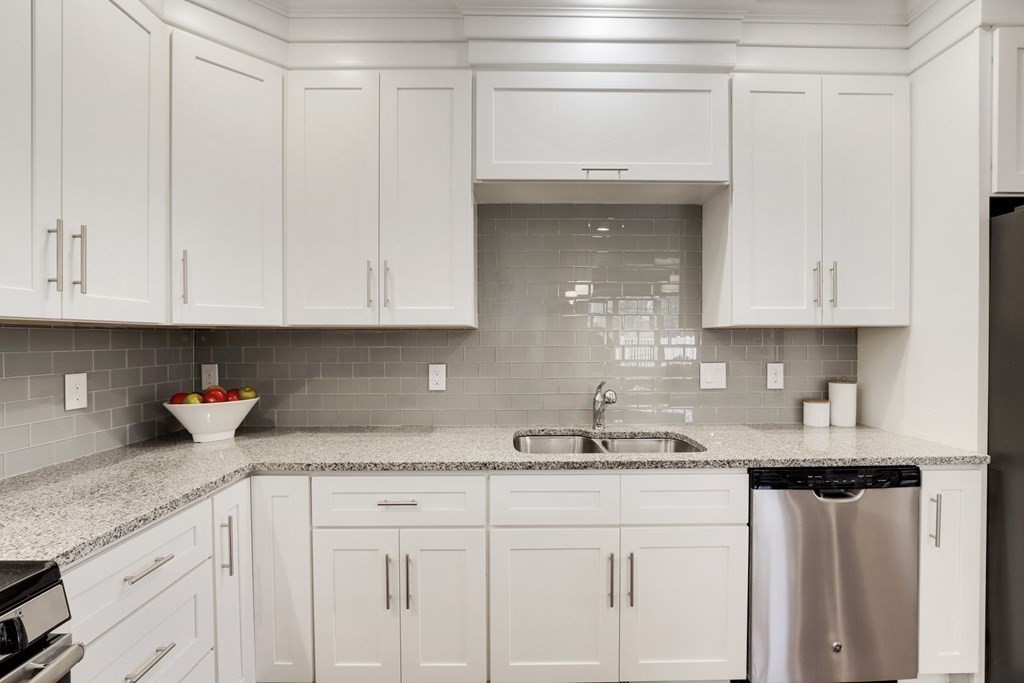 108 Oxbow Road, Unit 108 Framingham, MA 01701 - Photo 14 of 38 Gallery Image 14