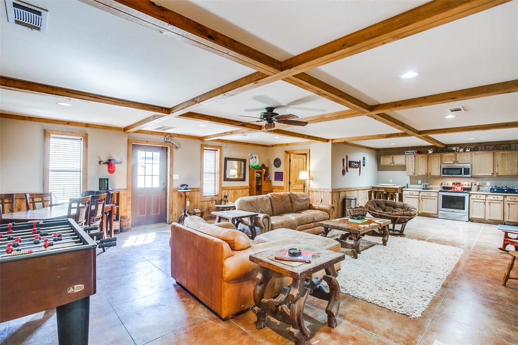 1510 Hawkins Road Whitesboro, TX 76273 - Photo 11 of 40