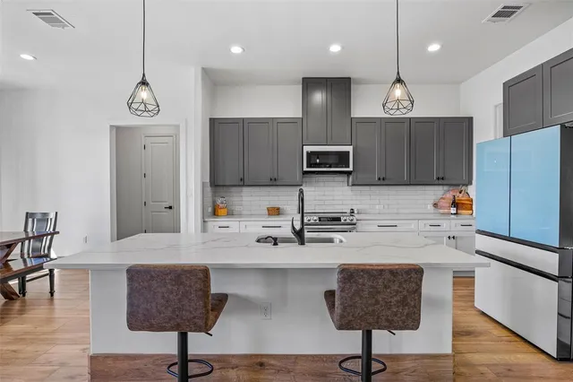 $699,900 | 2230 Farm To Market 713 Lockhart Tx 78644, Lockhart, TX 78644