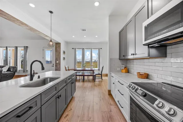 $699,900 | 2230 Farm To Market 713 Lockhart Tx 78644, Lockhart, TX 78644