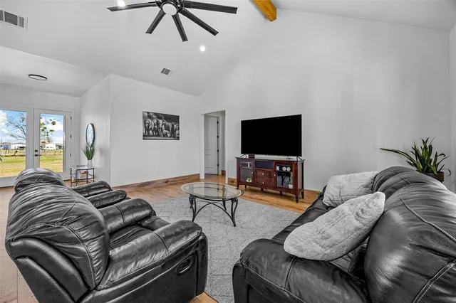 $699,900 | 2230 Farm To Market 713 Lockhart Tx 78644, Lockhart, TX 78644