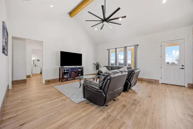 $699,900 | 2230 Farm To Market 713 Lockhart Tx 78644, Lockhart, TX 78644