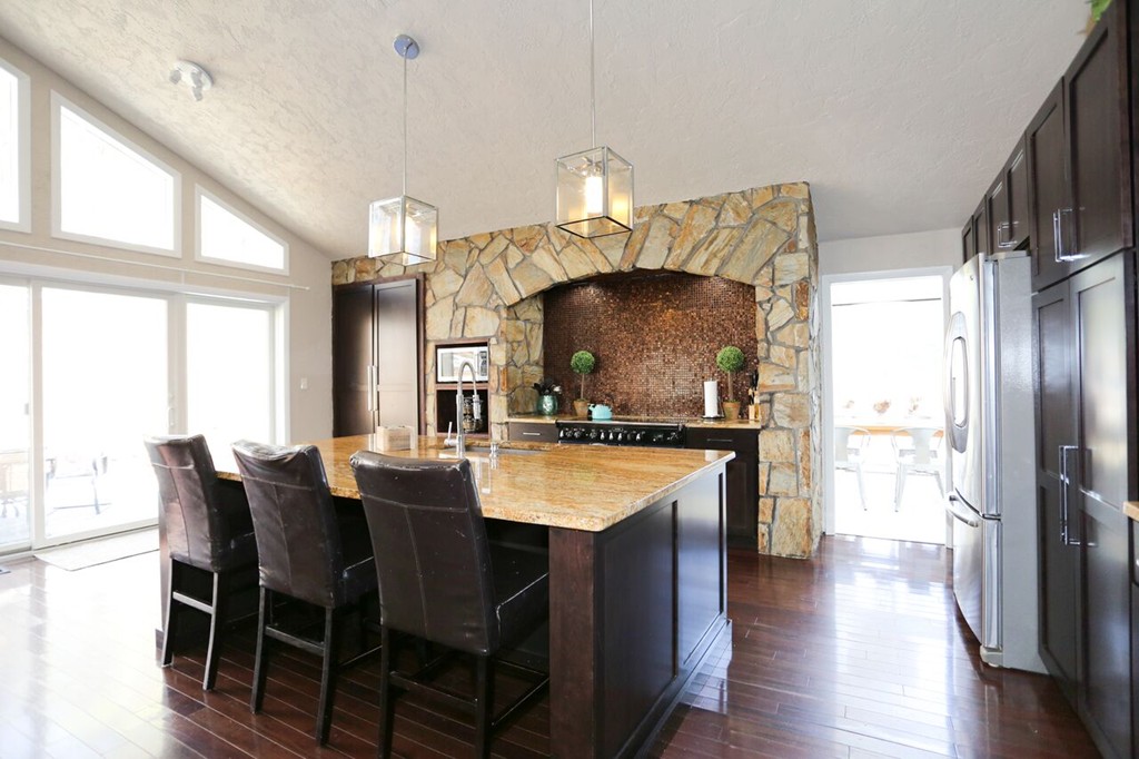 41 Valley Road Southborough, MA 01772 - Photo 11 of 30 Gallery Image 11