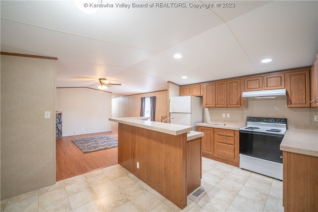 5206 Big Tyler Road Charleston, WV 25313 - Photo 9 of 16 Gallery Image 9