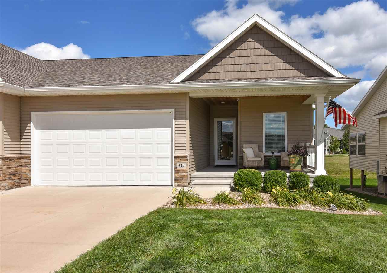 434 Ridge View Court Fairfax, IA 52228 - Photo 2 of 39 Gallery Image 2