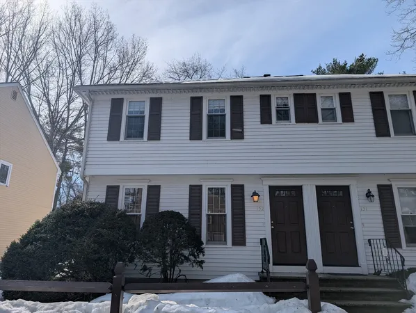 $445,000 | 152 Wellman Avenue, Unit 152, Chelmsford, MA 01863