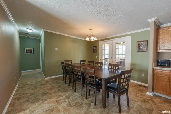 $419,000 | 50 Shaw Road, Creal Springs, IL 62922