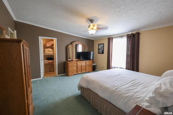 $419,000 | 50 Shaw Road, Creal Springs, IL 62922
