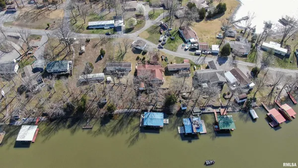 $419,000 | 50 Shaw Road, Creal Springs, IL 62922