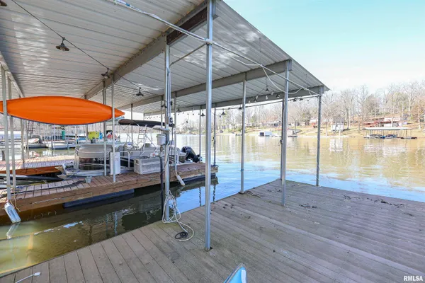$419,000 | 50 Shaw Road, Creal Springs, IL 62922