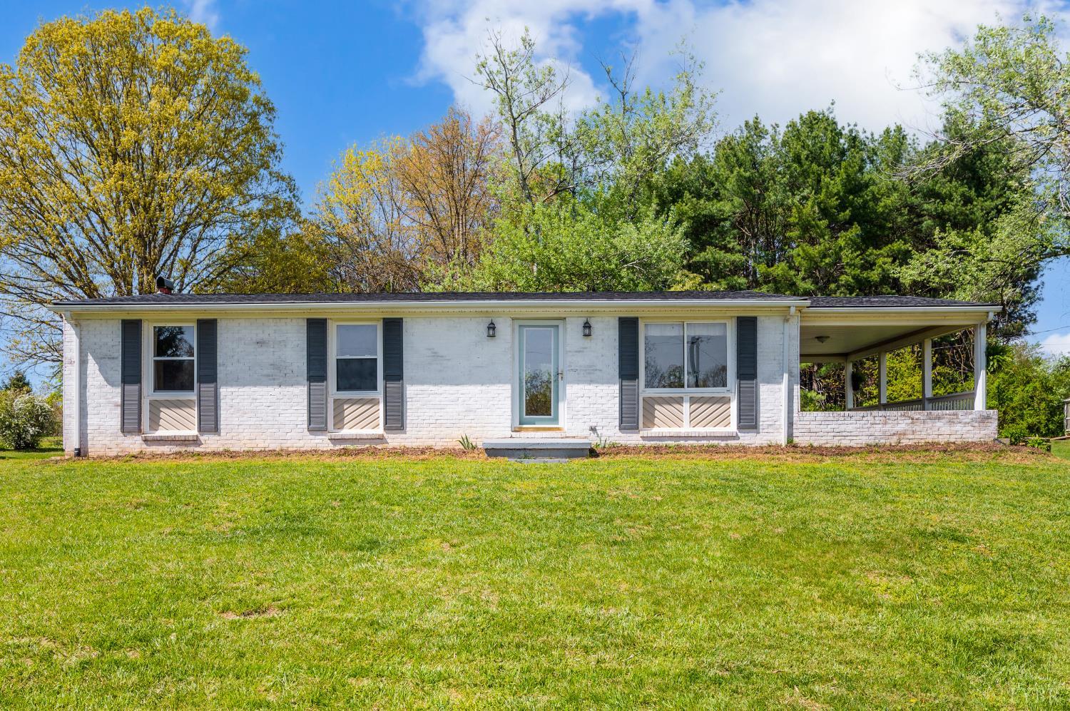 18 Witt Road Evington, VA 24550 - Photo 4 of 43