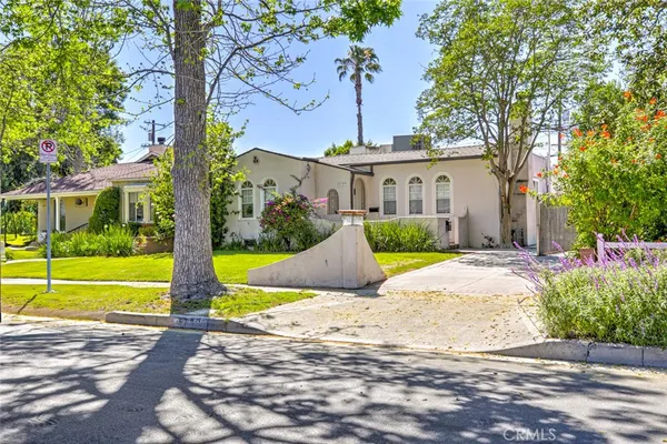 $3,950 | 5709 Beck Avenue, North Hollywood, CA 91601