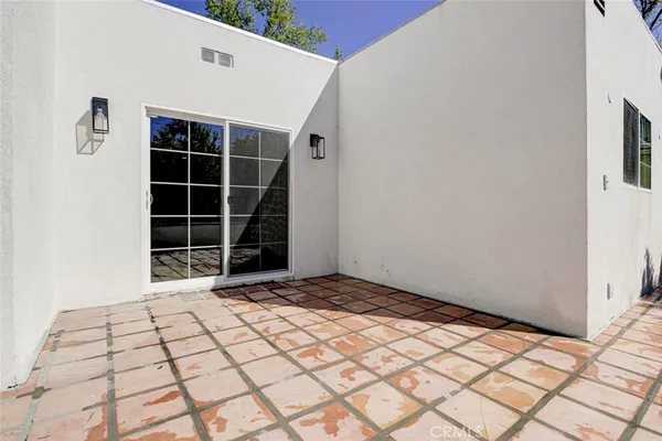 $3,950 | 5709 Beck Avenue, North Hollywood, CA 91601