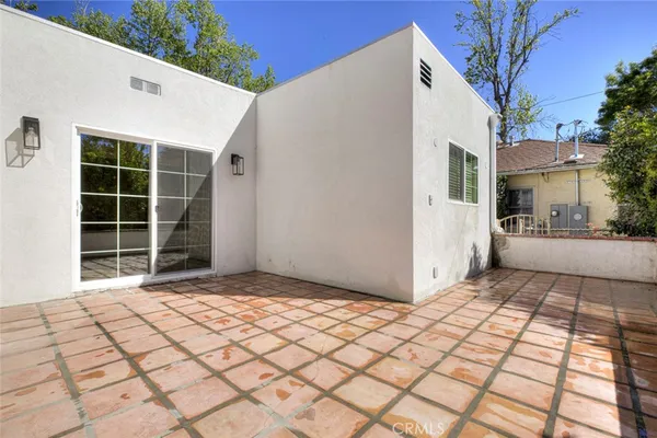 $3,950 | 5709 Beck Avenue, North Hollywood, CA 91601