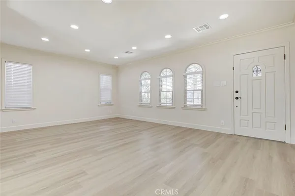 $3,950 | 5709 Beck Avenue, North Hollywood, CA 91601