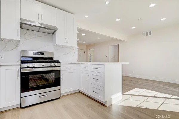 $3,950 | 5709 Beck Avenue, North Hollywood, CA 91601