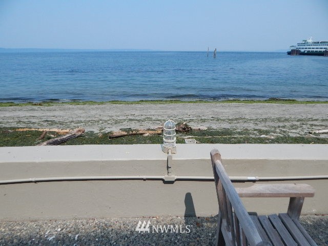 200 Beach Place, Unit 103 Edmonds, WA 98020 - Photo 3 of 24