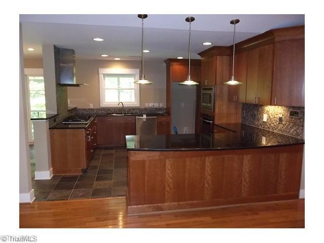 5520 East Rockingham Road Greensboro, NC 27407 - Photo 3 of 14 Interior Space/Layout.