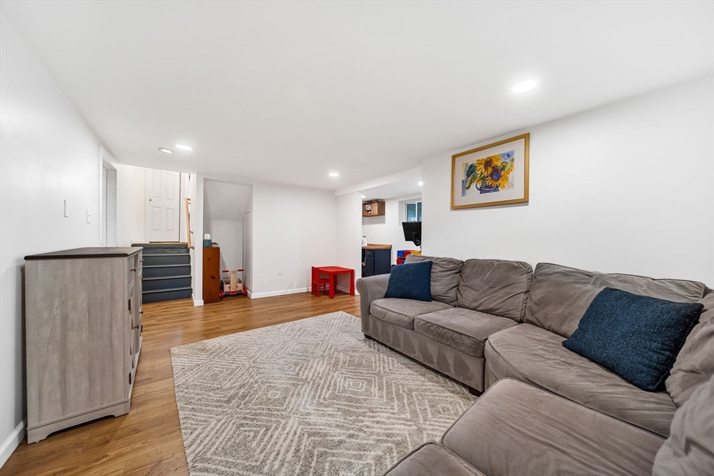 30 Pine Plain Road Wellesley, MA 02481 - Photo 25 of 39