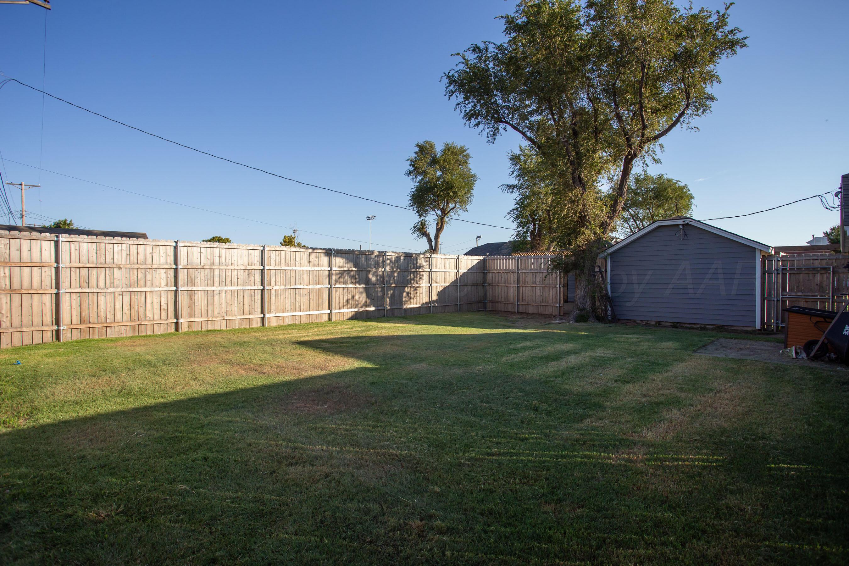 1105 Main Street Panhandle, TX 79068 - Photo 14 of 38 50