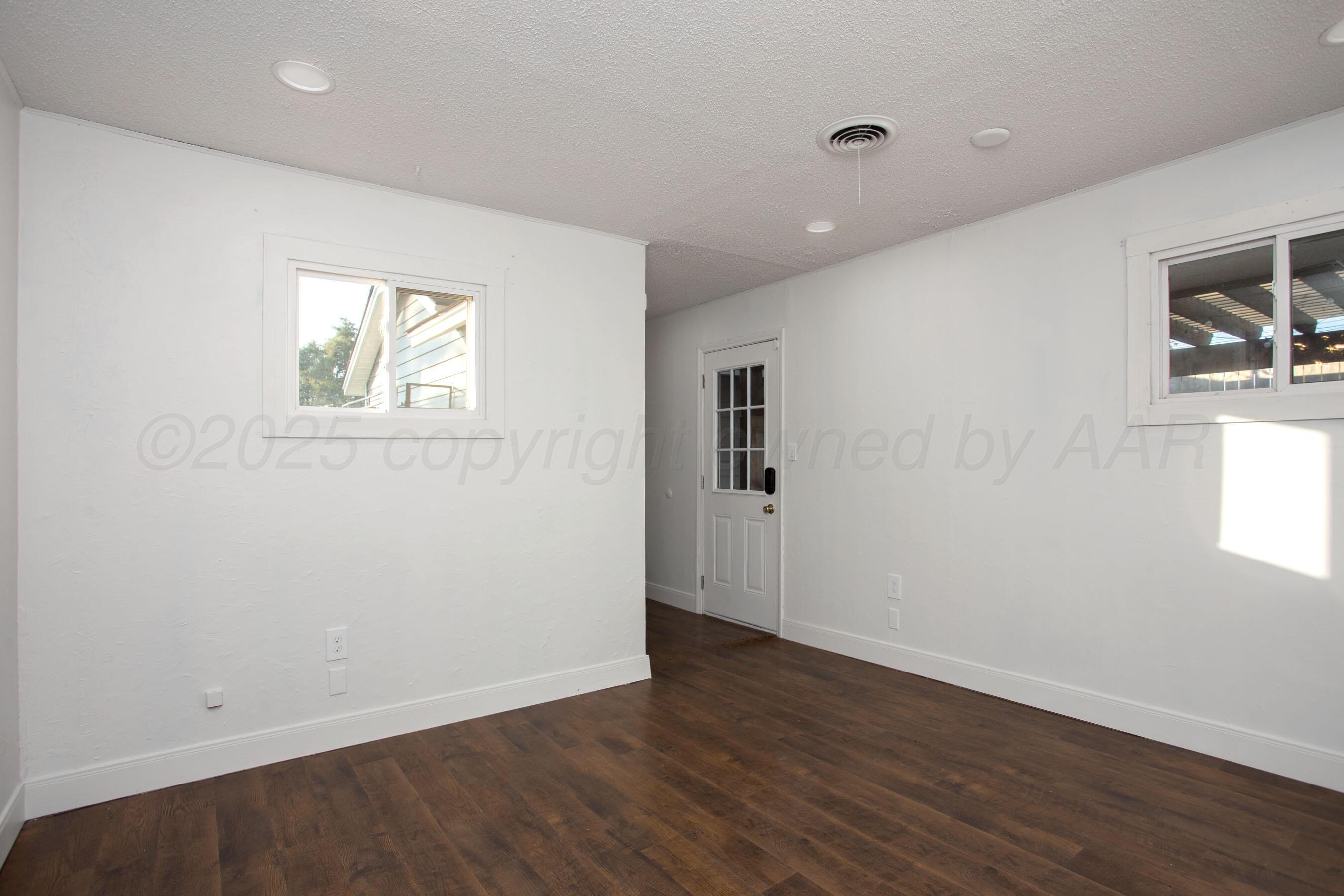 1105 Main Street Panhandle, TX 79068 - Photo 32 of 38 25