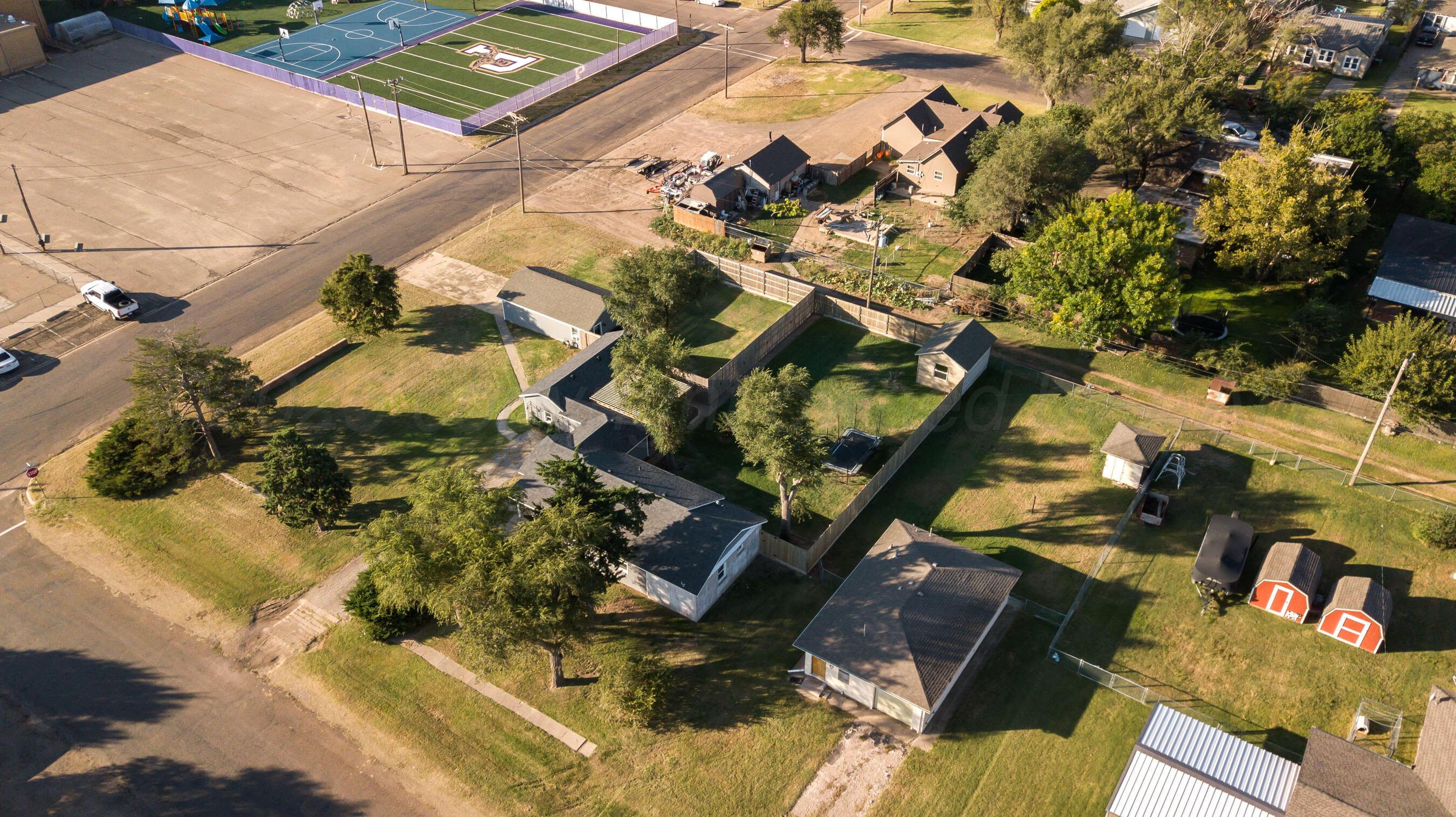 1105 Main Street Panhandle, TX 79068 - Photo 6 of 38 1
