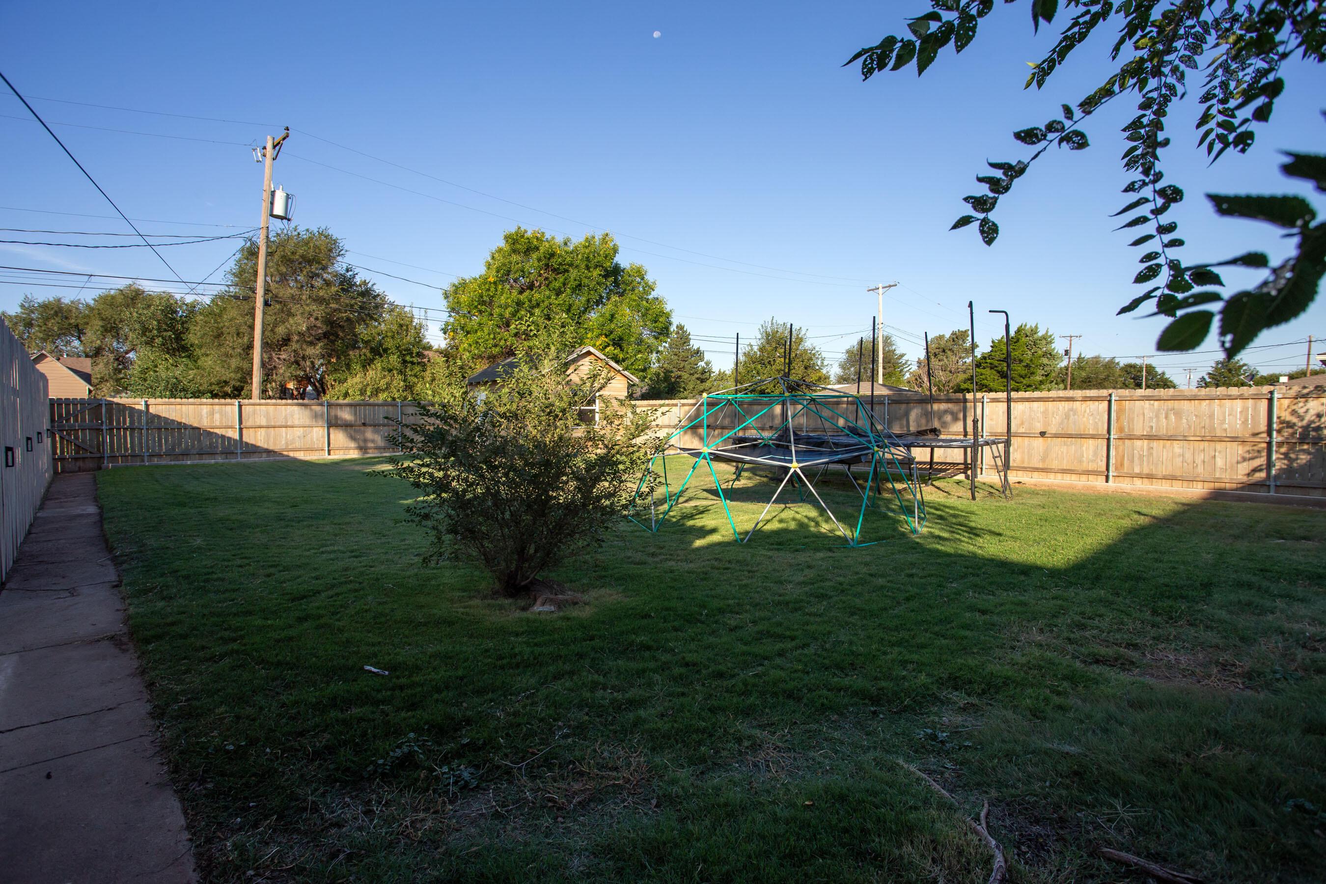 1105 Main Street Panhandle, TX 79068 - Photo 10 of 38 44