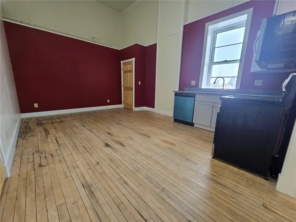 $1,000 | 27 East Main Street, Unit 316, Waterloo, NY 13165