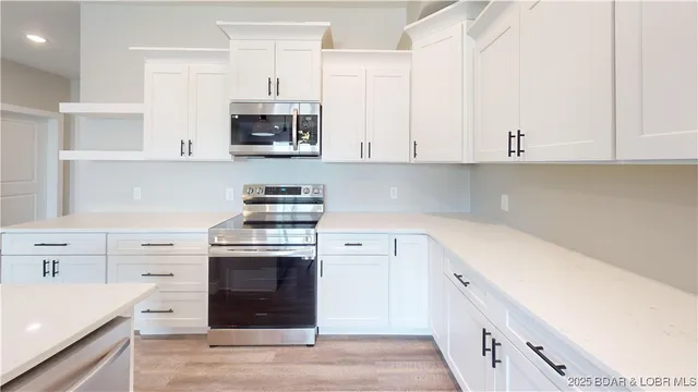 $425,000 | 104 Sierra Bay Drive, Unit 2D, Camdenton, MO 65020