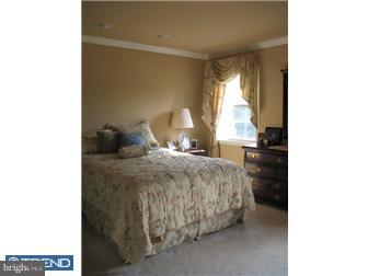 289 Greenview Road Yardley, PA 19067 - Photo 8 of 12 Bedroom - Main