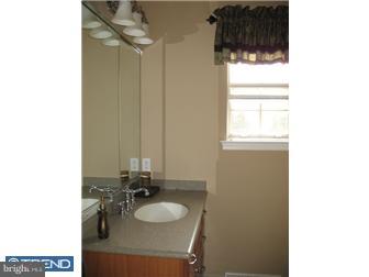 289 Greenview Road Yardley, PA 19067 - Photo 9 of 12 Bathroom