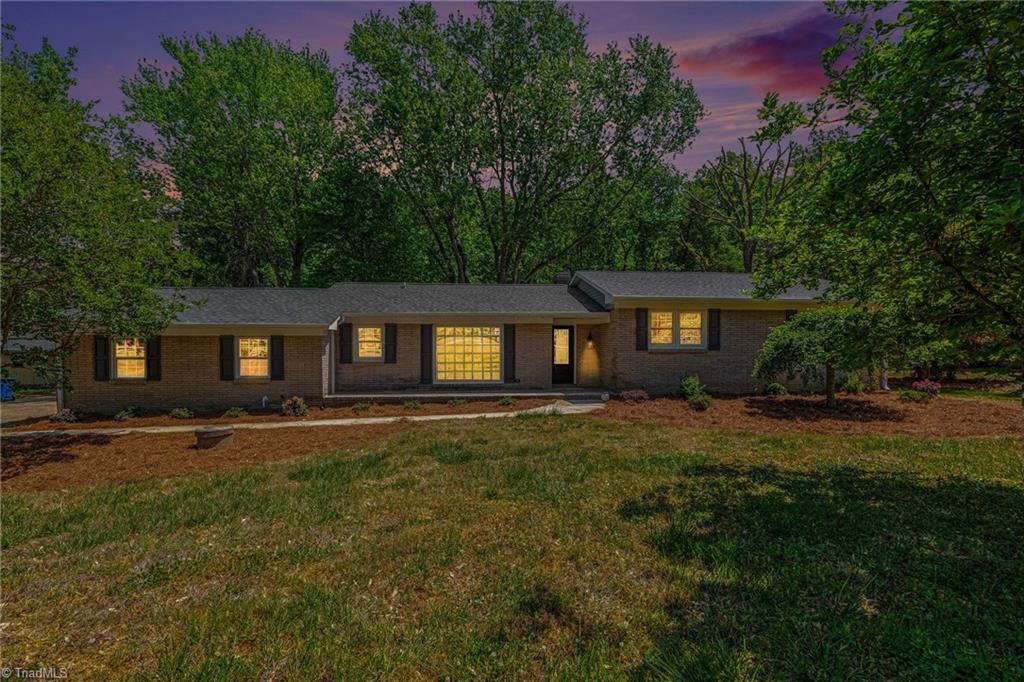 8124 Old Reidsville Road Reidsville, NC 27320 - Photo 4 of 27