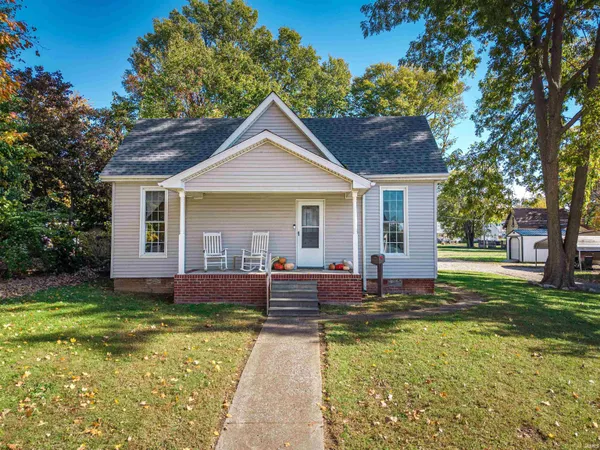 $140,000 | 722 College Street, Mount Vernon, IN 47620