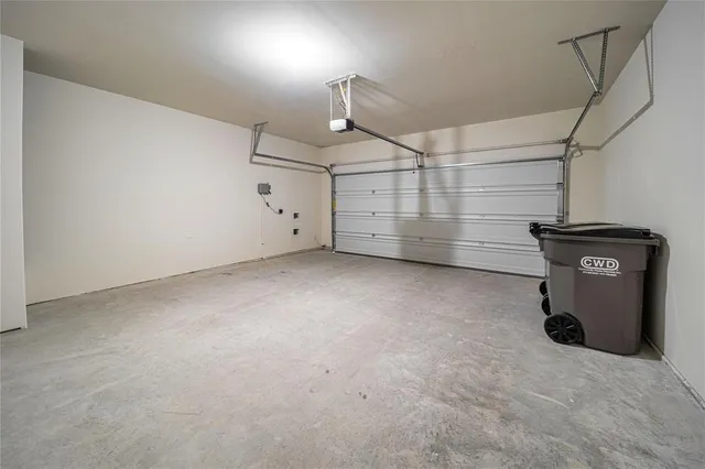 $2,200 | 274 Honeysuckle Lane, Princeton, TX 75407