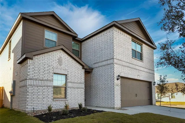 $2,200 | 274 Honeysuckle Lane, Princeton, TX 75407