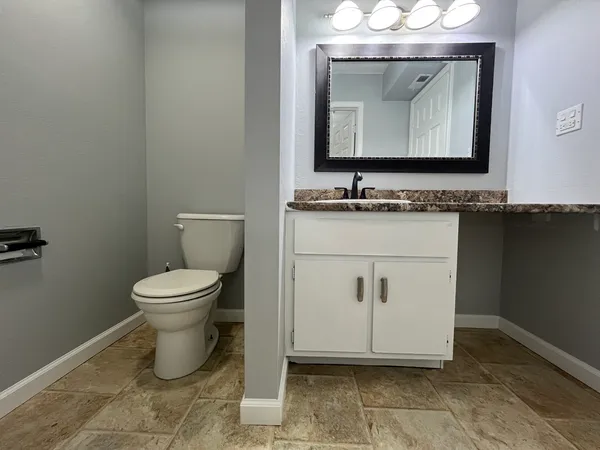 $159,900 | 1620 Richmond Street, Unit 306, Joliet, IL 60435